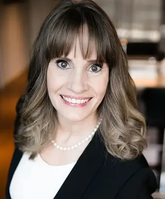 Portrait of Sandy Carver, REALTOR®